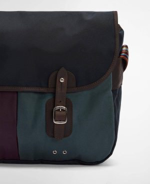 Paul Smith loves Barbour Wax Tarras Bag