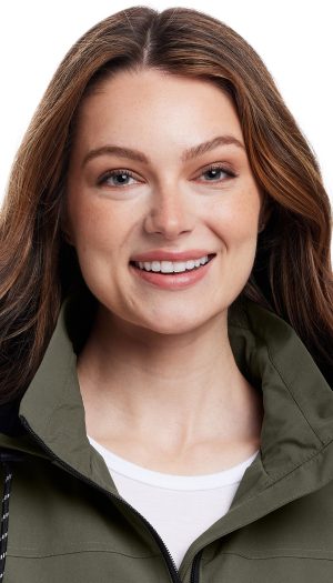 MODERN SPORTY ANORAK