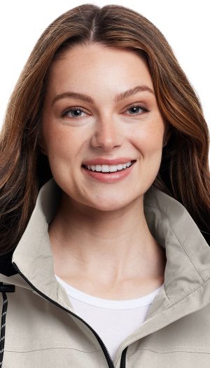 MODERN SPORTY ANORAK